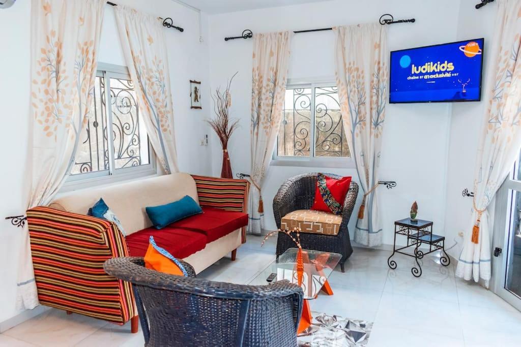 Villa Mooksquare Ns Spot- 1 Bedroom Flat, Heart Of Akwa! *