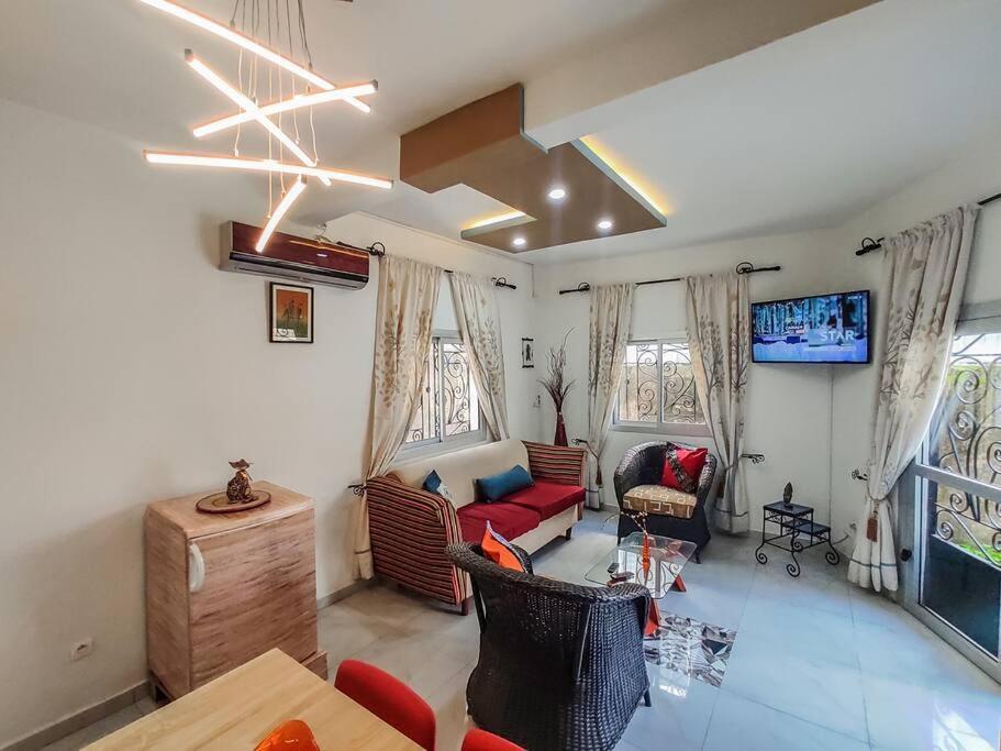 Mooksquare Ns Spot- 1 Bedroom Flat, Heart Of Akwa! Villa Cannes