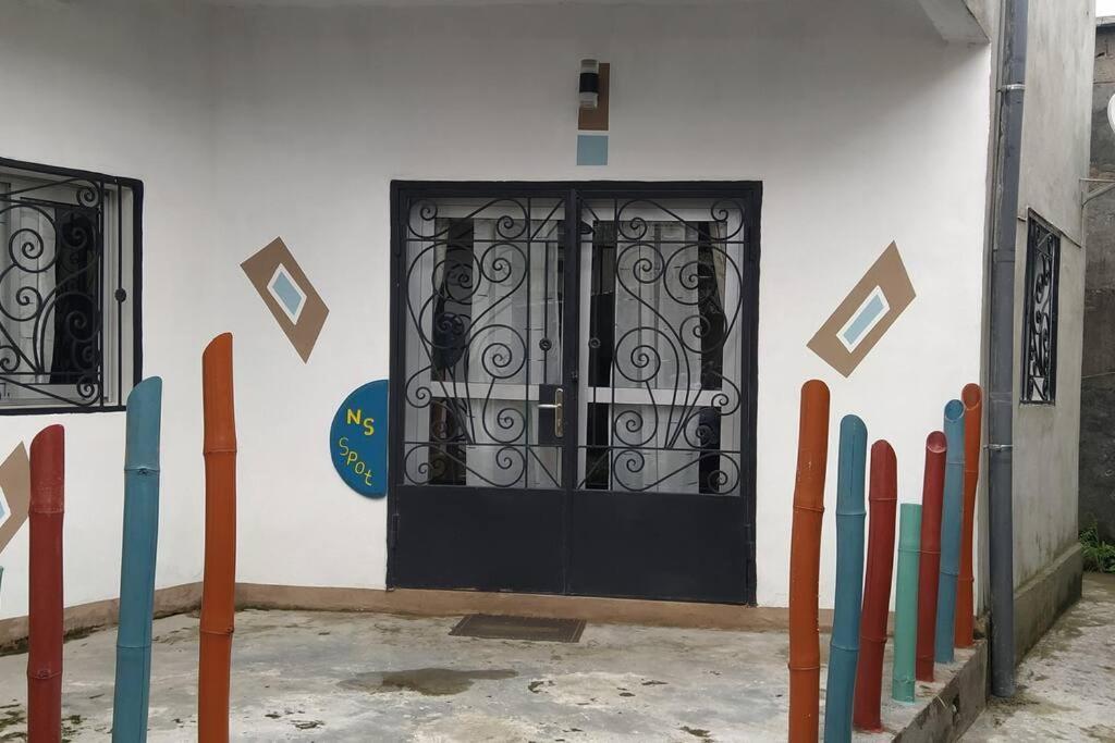 Mooksquare Ns Spot- 1 Bedroom Flat, Heart Of Akwa!